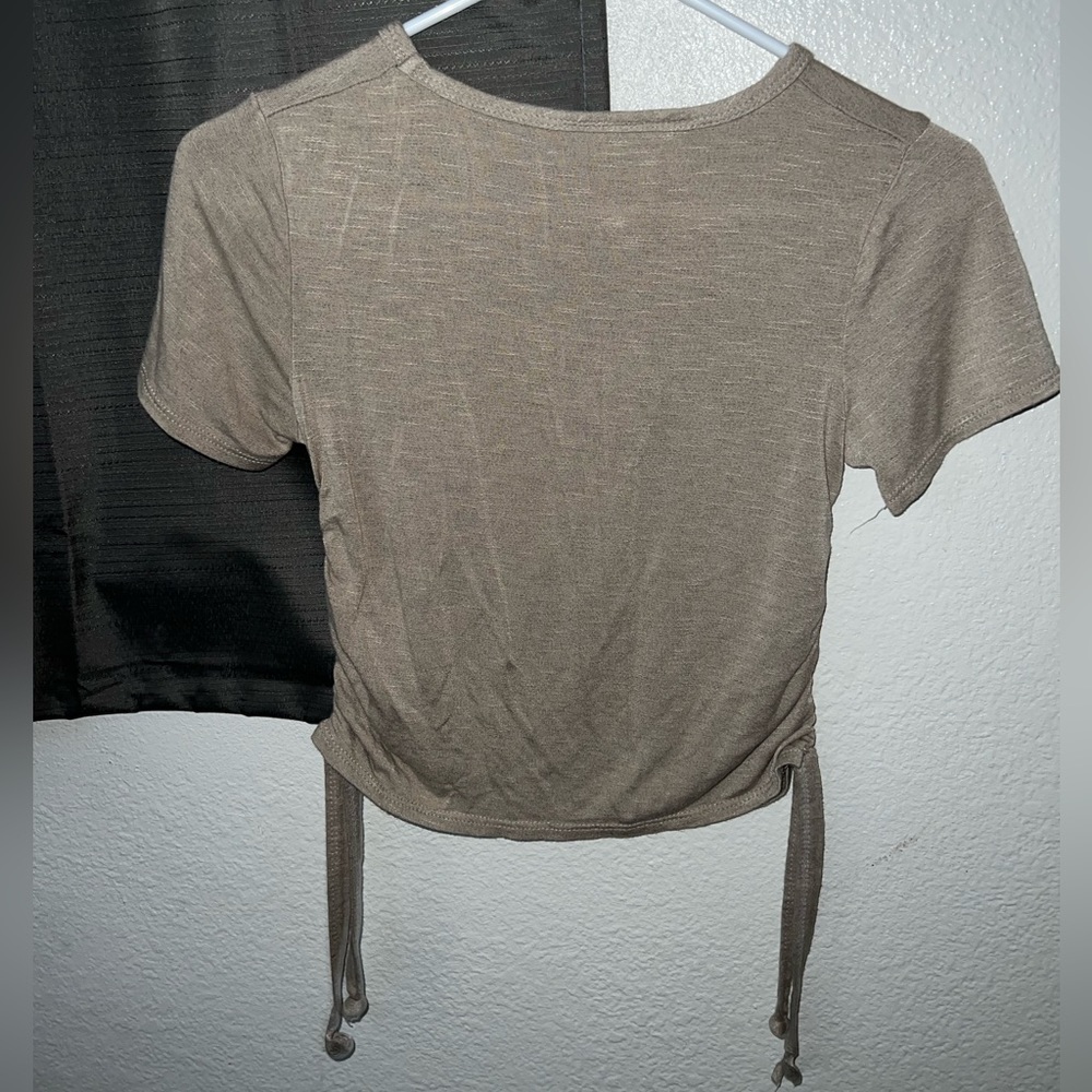 Beige top - Picture 5 of 5